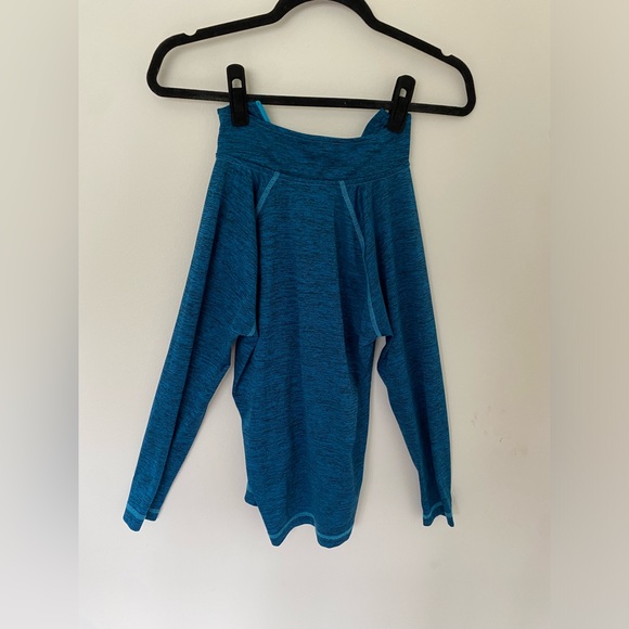 Kids blue athletic long sleeve - Picture 2 of 2